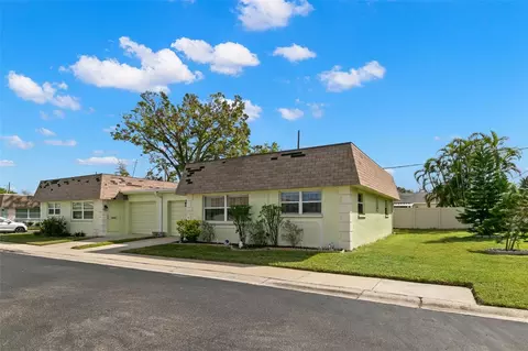 7084 Elinor N, Pinellas Park, FL 33781