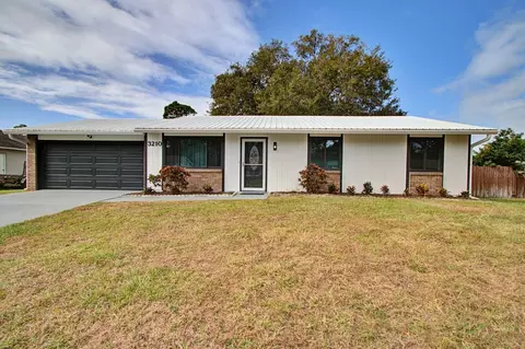 3210 Woodland Dr, Edgewater, FL 32141