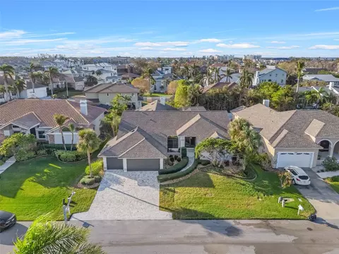 626 De Soto Dr, Saint Petersburg, FL 33715