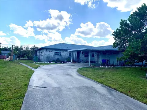 808 White Heron Blvd, Ruskin, FL 33570