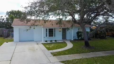 3132 Salton St, Holiday, FL 34691