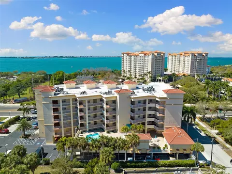 1188 N Tamiami Trl #201, Sarasota, FL 34236