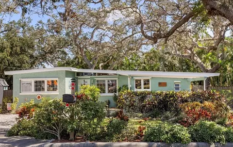 5133 109th Way N, Saint Petersburg, FL 33708