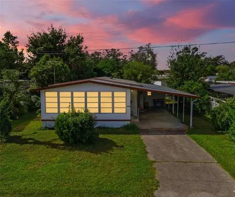 6443 New York St, Zephyrhills, FL 33542