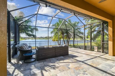 1820 Raven Glen Dr, Ruskin, FL 33570