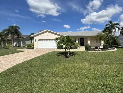 4527 Mangrove Point Rd, Bradenton, FL 34210