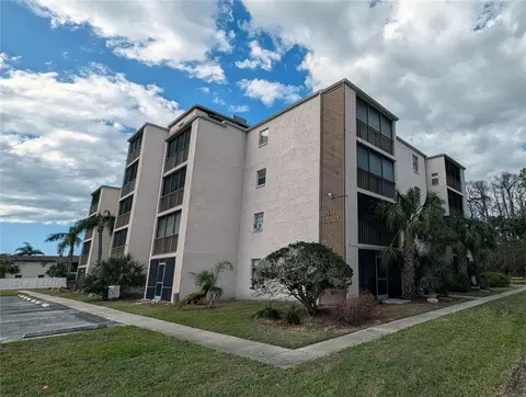 5541 Bay Blvd #108, Port Richey, FL 34668