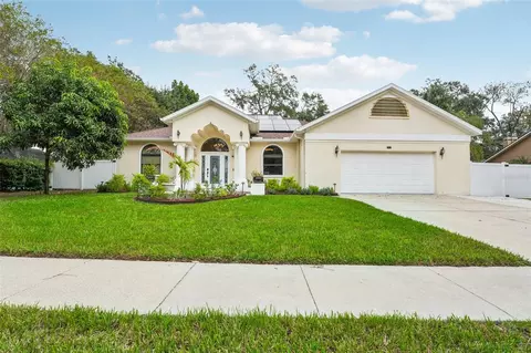 3017 Colonial Ridge Dr, Brandon, FL 33511