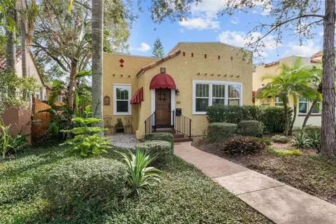 162 19th Ave NE, Saint Petersburg, FL 33704