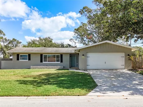 2063 Dawn Dr, Clearwater, FL 33763