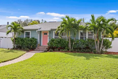 322 38th Ave NE, Saint Petersburg, FL 33704