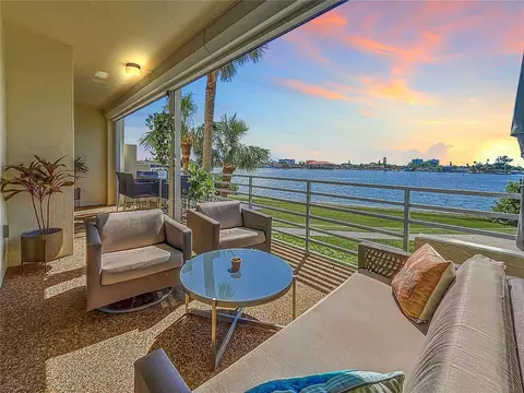 7872 Sailboat Key Blvd S #102, South Pasadena, FL 33707