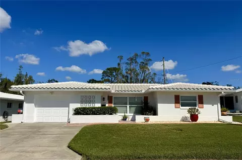 14109 90th Ave, Seminole, FL 33776
