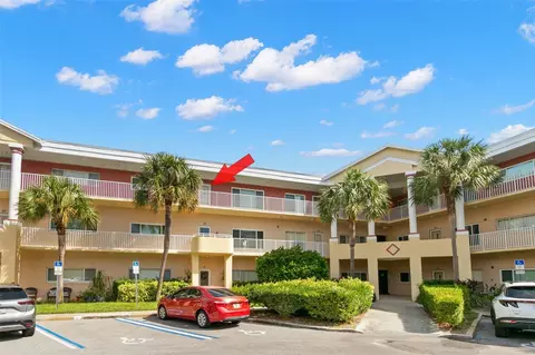 2021 Shangrila Dr #48, Clearwater, FL 33763