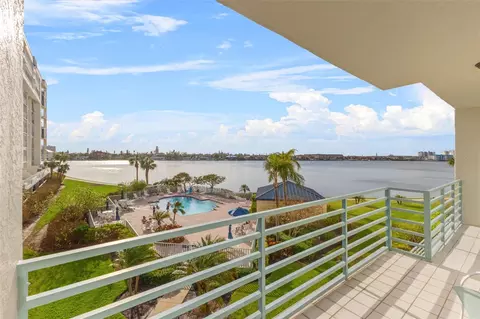 7974 Sailboat Key Blvd S #201, South Pasadena, FL 33707