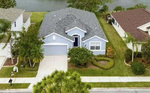 5318 Lakehurst Ct, Palmetto, FL 34221