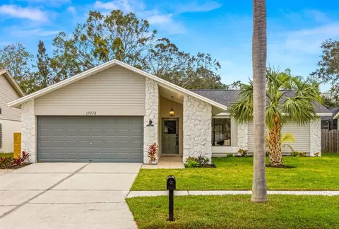11924 Steppingstone Blvd, Tampa, FL 33635