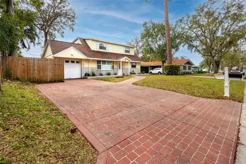 11624 Pinedale Ave, Seminole, FL 33772