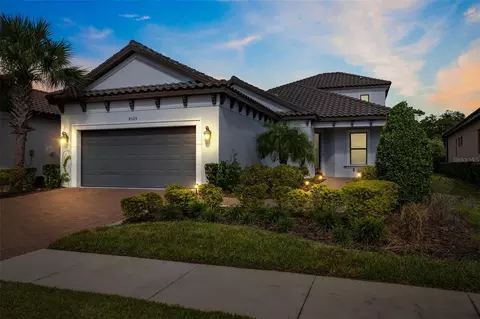 8520 Grand Alberato Rd, Tampa, FL 33647