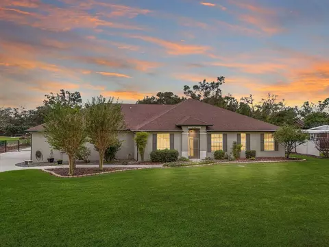 801 Bama Rd, Brandon, FL 33511