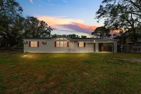 8039 S Meadowview Cir, Tampa, FL 33625