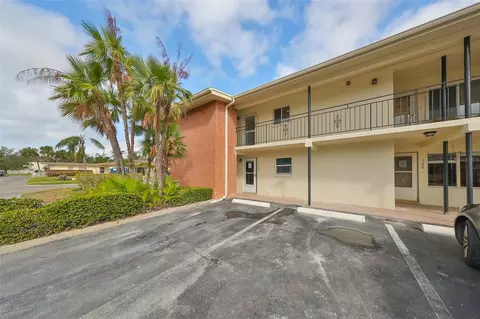 4540 Overlook Dr NE #245, Saint Petersburg, FL 33703