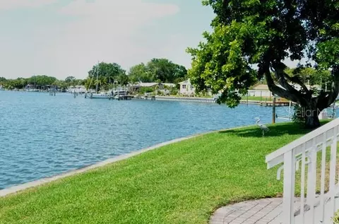 5003 Starfish Dr SE #A, Saint Petersburg, FL 33705