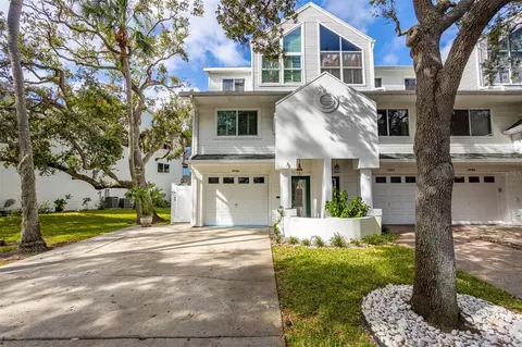 9990 Indian Key Trl #4, Seminole, FL 33776