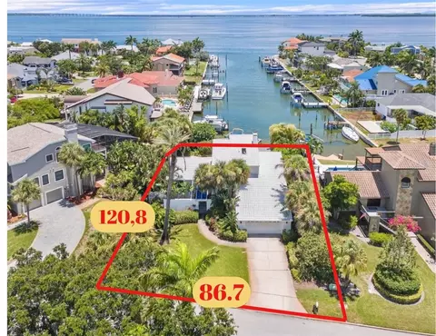807 2nd Ave S, Tierra Verde, FL 33715