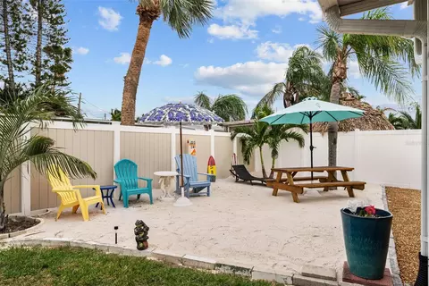745 Sunset Cv, Madeira Beach, FL 33708
