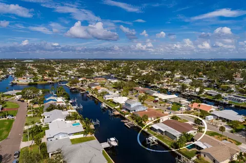 4086 13th Ln NE, Saint Petersburg, FL 33703