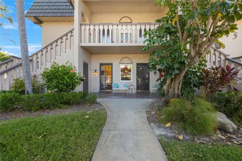 501 Cordova Grn #501, Seminole, FL 33777