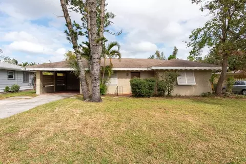 2153 Sunnyside Ln, Sarasota, FL 34239