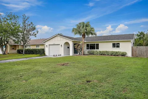 739 Murphy Ave N, Saint Petersburg, FL 33703