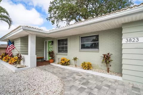 3823 High Bluff Dr, Largo, FL 33770
