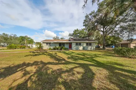 404 E Windhorst Rd, Brandon, FL 33510
