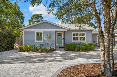 1521 Gray St S, Gulfport, FL 33707