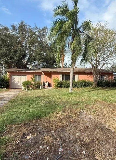 230 Catalan Blvd NE, Saint Petersburg, FL 33704
