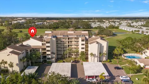 700 Starkey Rd #352, Largo, FL 33771