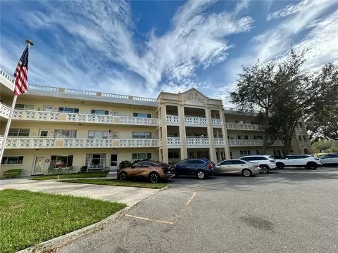 2285 Israeli Dr #19, Clearwater, FL 33763