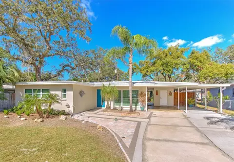 8012 N Lynn Ave, Tampa, FL 33604