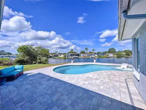 3737 Baden Dr, Holiday, FL 34691
