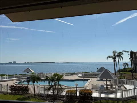 6268 Palma Del Mar Blvd S #215, Saint Petersburg, FL 33715