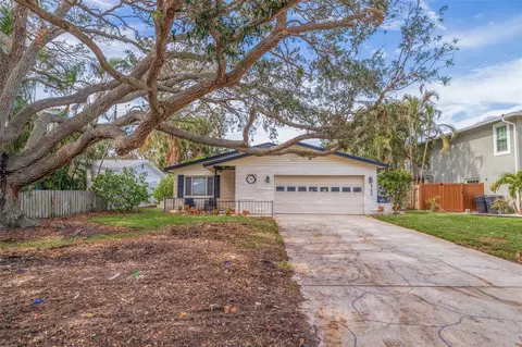 3700 Bayshore Blvd NE, Saint Petersburg, FL 33703