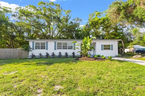 205 7th Ave SW, Largo, FL 33770