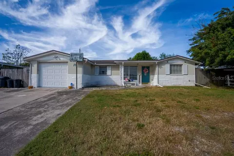 10923 Hillcrest Ave, Port Richey, FL 34668