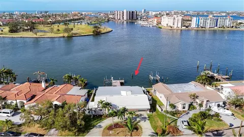 8143 Causeway Blvd S, Saint Petersburg, FL 33707