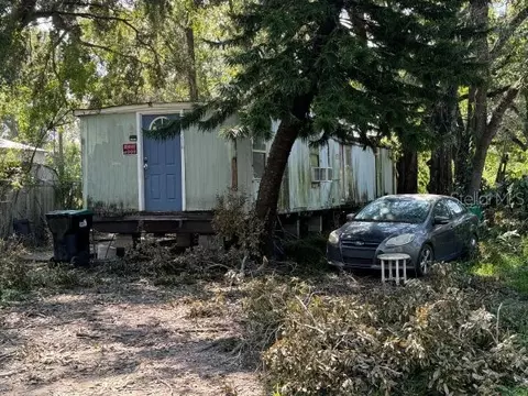 214 3rd St, Orlando, FL 32824