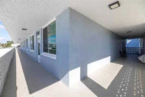 4715 Bay St NE #227, Saint Petersburg, FL 33703