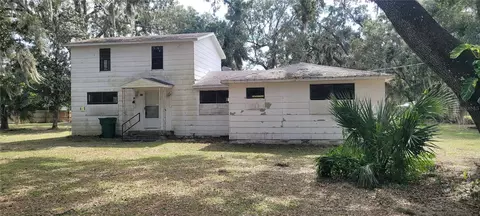 242 Oak Hill Rd, Lady Lake, FL 32159